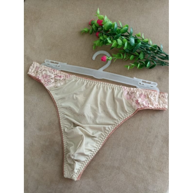 Quần lót lọt khe ren, thun lạnh cho nam