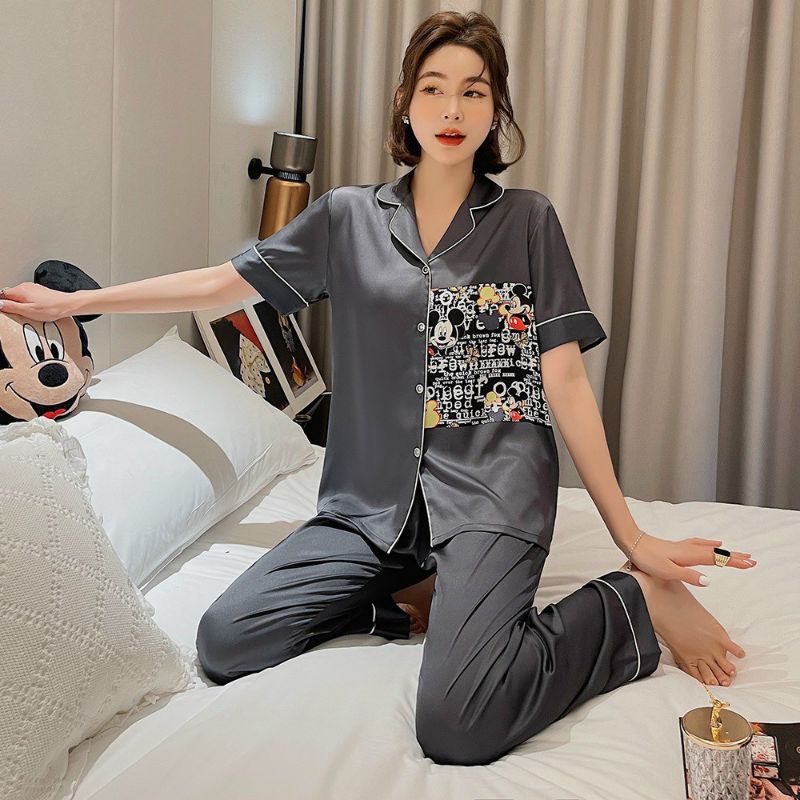 Bộ pijama mặc nhà nữ tay ngắn họa tiết mickey cá tính thời thượng két hợp gam màu xám lông chuột lạ mắt sang trọng cực ạ