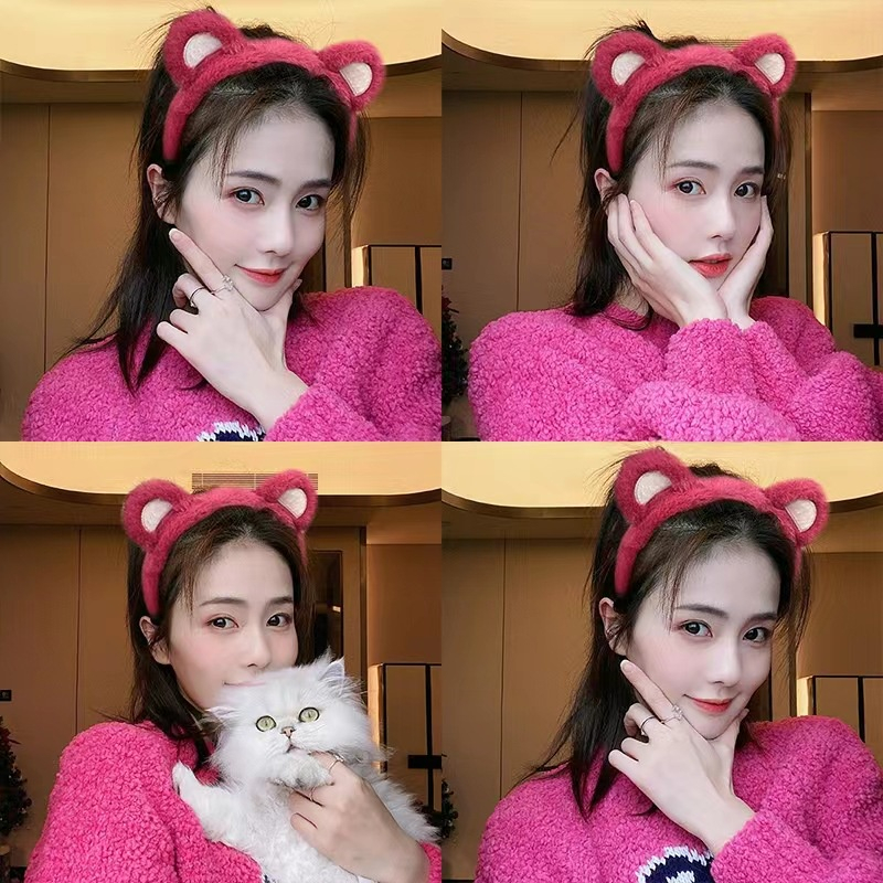 Băng đô tóc hình gấu dâu lông nhung ôm đầu, bờm cài rửa mặt cute cho mẹ và bé tai gấu hồng