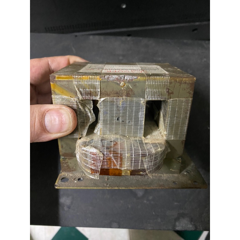 Biến thế lò vi sóng