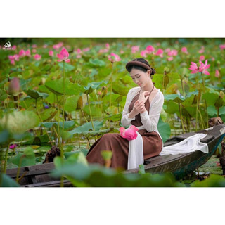 set tứ thân chụp ảnh kèm mấn
