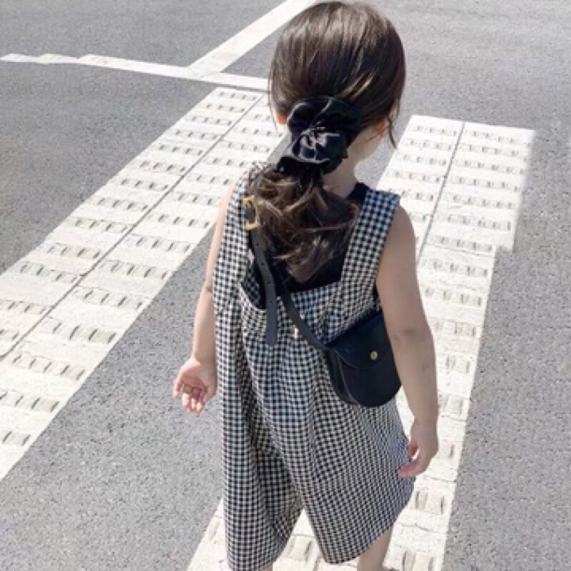 Sét yếm bé gái siêu hót hè 2023 hàng quảng châu cao cấp sze 18-28kg