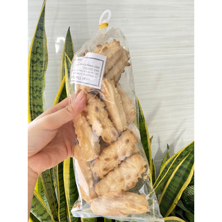 Bánh men con sâu lớn đồ ăn vặt