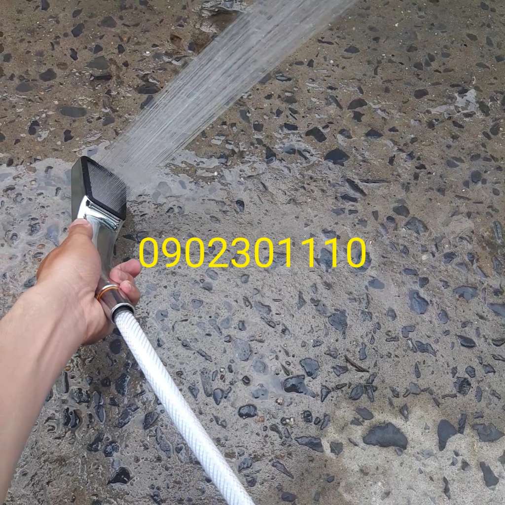 Tay sen tắm tăng áp nước mạnh, tay sen mạ crom sáng bóng, viền mặt đen, chất liệu nhựa