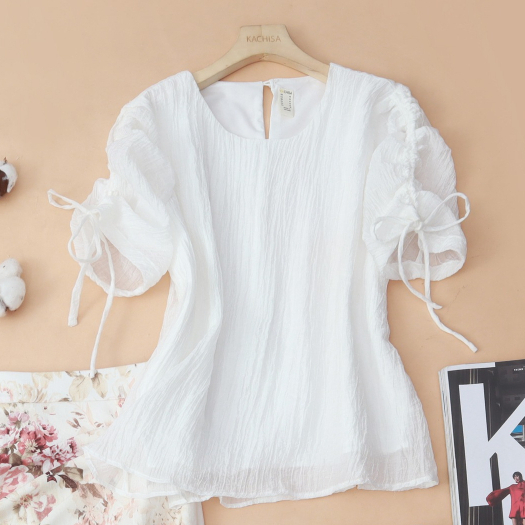 Áo kiểu nữ trung niên ngắn tay cao cấp, chất organza phối tay rút màu trắng thanh lịch - Thời trang KACHISA 1048SQE