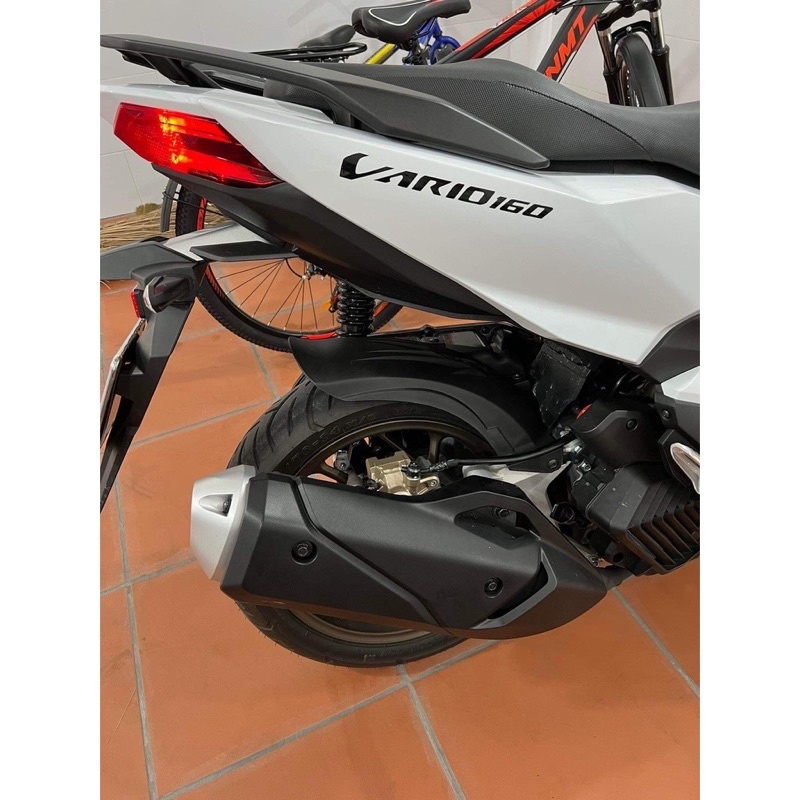 Dè Chắn Bùn Sau VARIO 160 2022->2023 Đời Mới Nhựa Đen