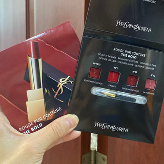 Sample Son YSL kèm cọ môi Rouge Pur Couture/The bold