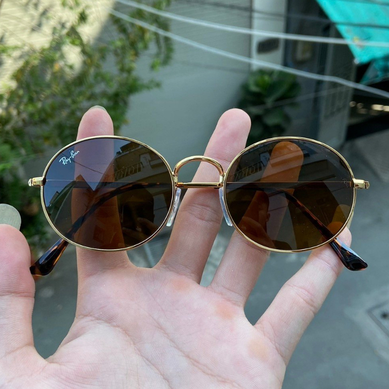 KÍNH RAYBAN ITALY HÀNG CHÍNH HÃNG ĐÃ QUA SỬ DỤNG. TRÒNG THỦY TINH CHỐNG UV. THỜI TRANG DÀNH CHO CẢ NAM VÀ NỮ