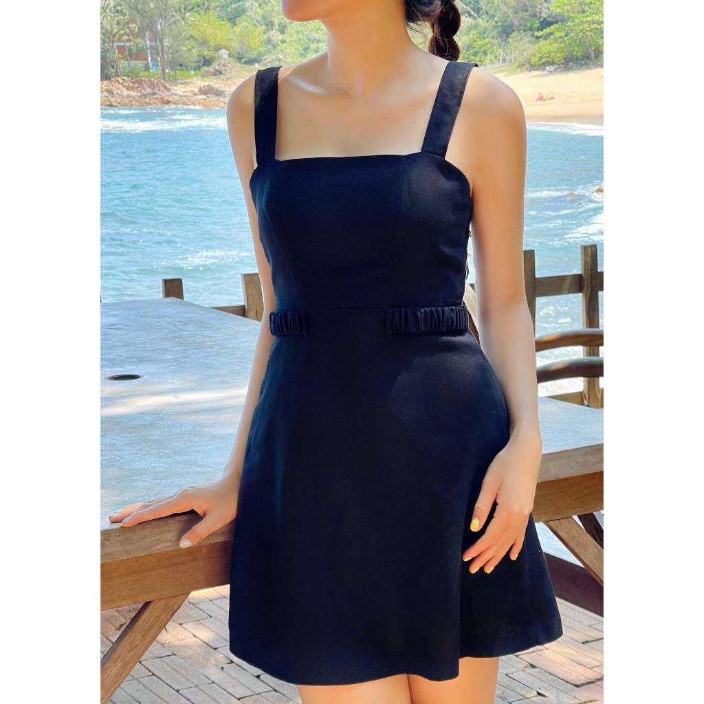 Váy cami đen hở lưng Fabric Holic mùa hè