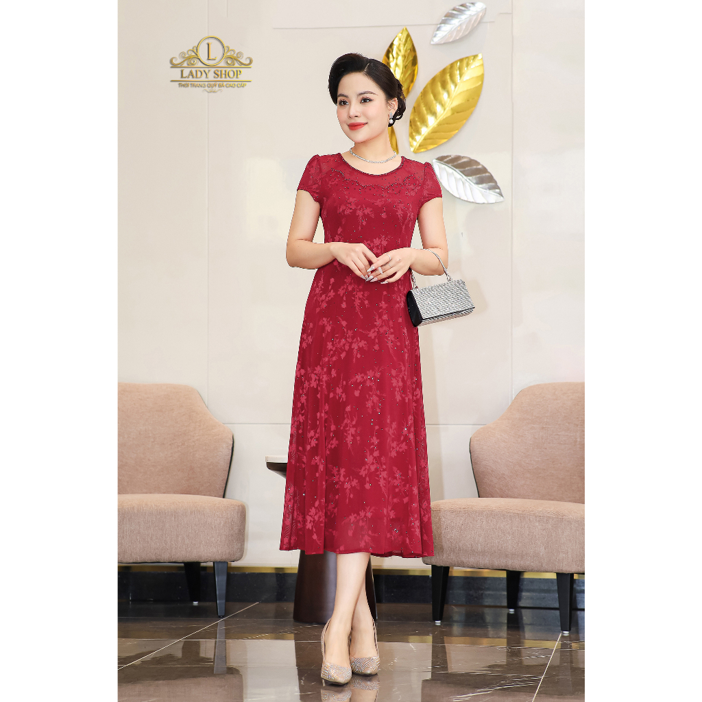Đầm ren hoa mai cổ đá Ladyshop thời trang trung niên cao cấp T130