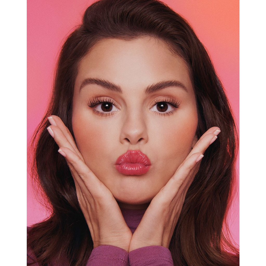 Son bóng lì lâu trôi Rare Beauty Soft Pinch Tinted Lip Oil