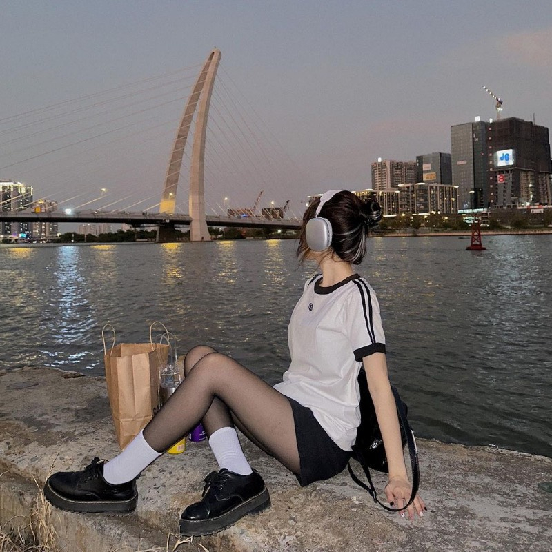 Áo Thun Form Fit Chữ N Chất Thun Co Dãn 2023_NT.Studio