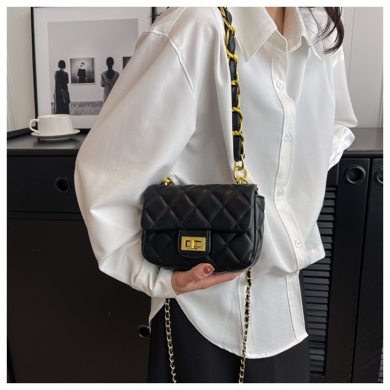 9589# Túi Classsic Vân Trám Khoá Xoay