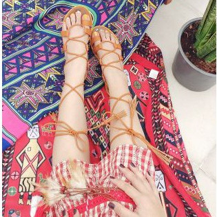 Dép Sandal Boho Cột Dây Chiến Binh Tua Rua