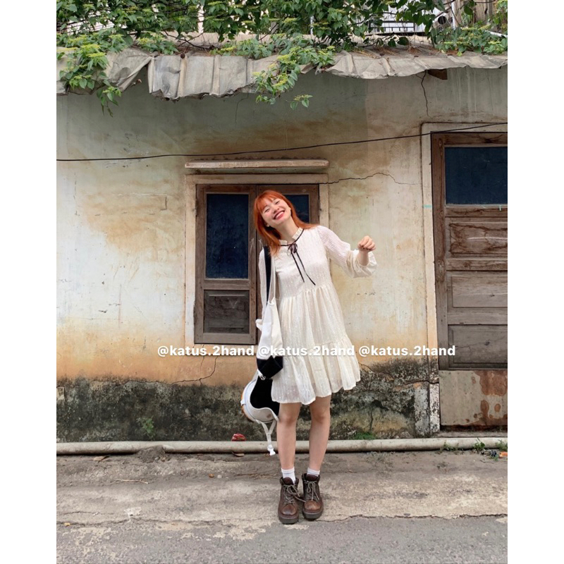 Váy babydoll voan hạt bông nơ cổ  Đầm xòe tay bồng đính hạt màu be ullazng