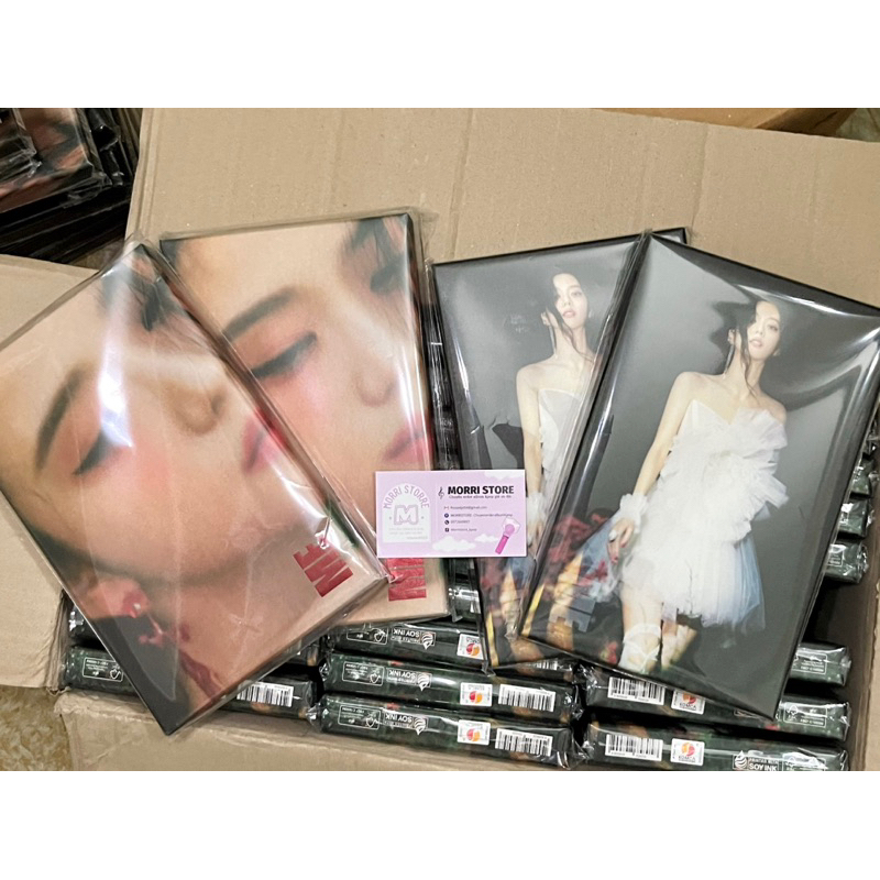 Bộ tranh ảnh album solo JISOO “ME” - Morristore