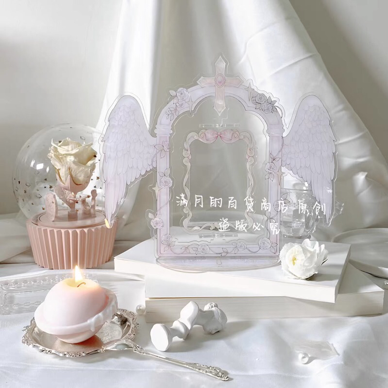 Standee frame xoay 360 phiên bản thiên thần