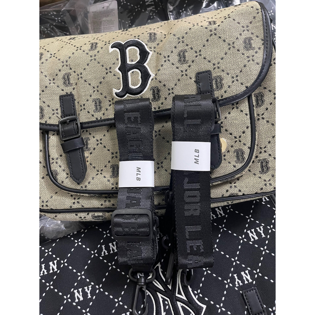 Cặp Balo Đeo Chéo MLB