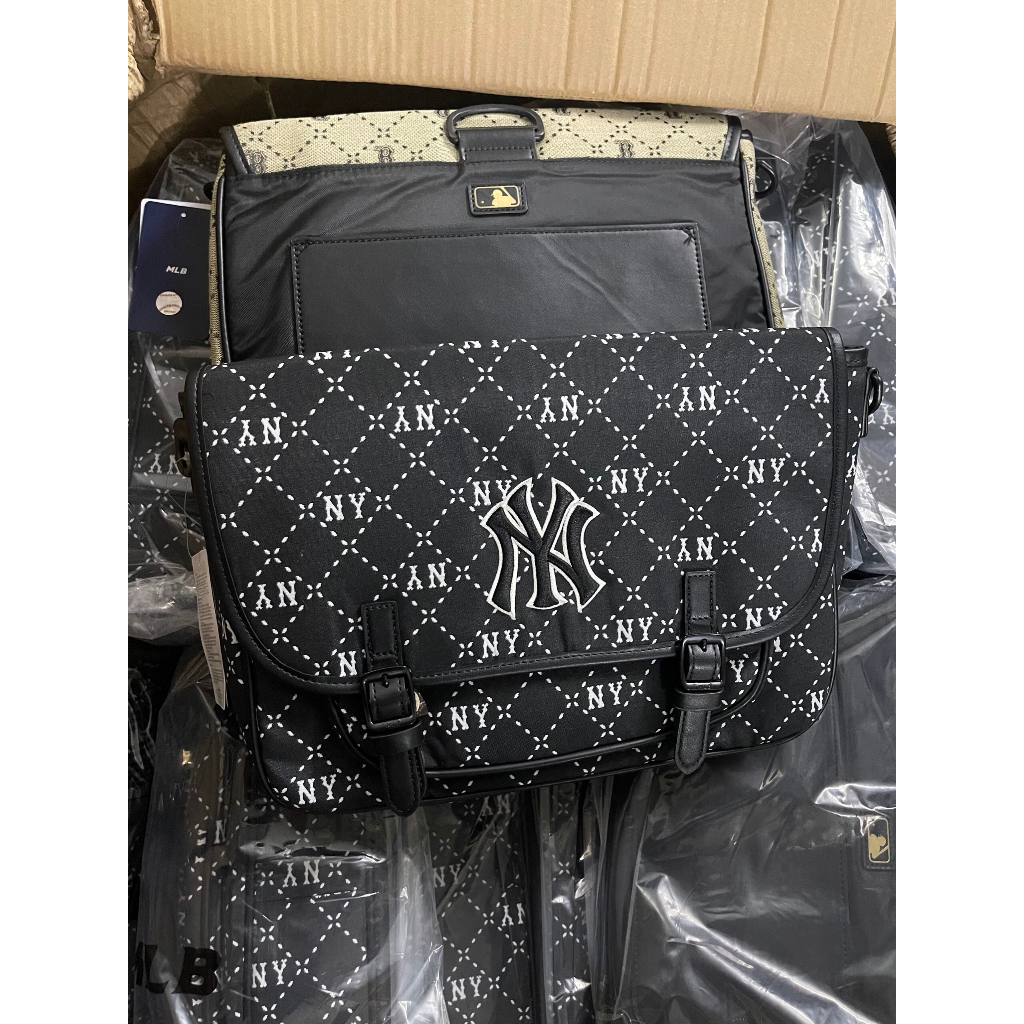 Cặp Balo Đeo Chéo MLB