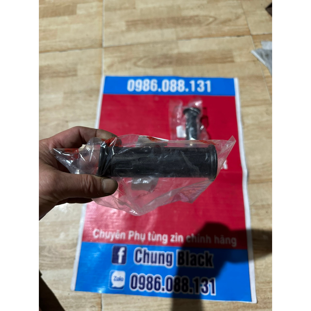 Cặp bao tay sirius V đời đầu số lùi zin chính hãng yamaha