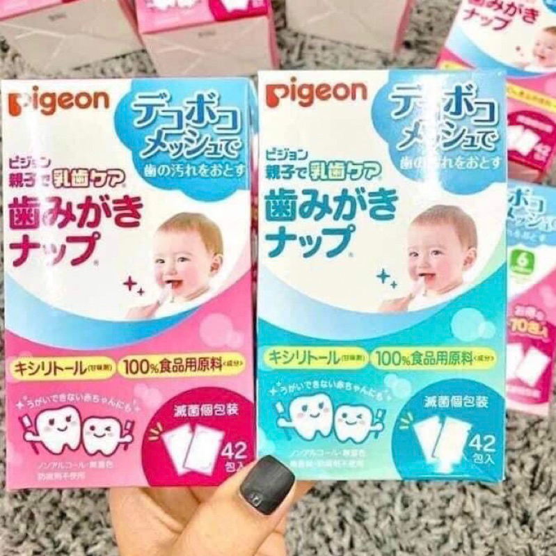 Khăn lau răng PIGEON Nhật Bản cho bé (hộp 42 miếng)