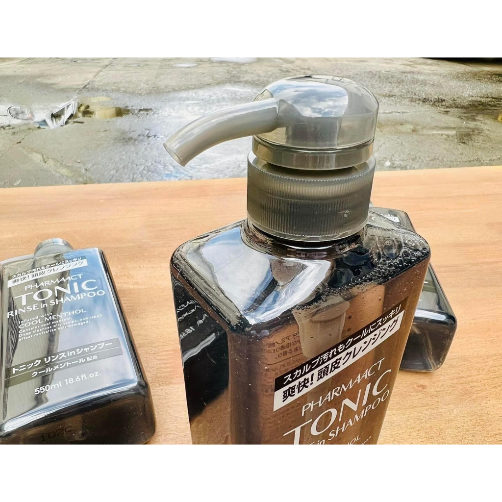 Dầu Gội Nam TONIC Pharmaact Ngăn Gàu Mát Lạnh Nhật Bản 550ml