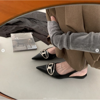 𝐁𝐥𝐚𝐮𝐞𝐁𝐥𝐮𝐦𝐞🦋 Giày slingback Diesel mũi nhọn