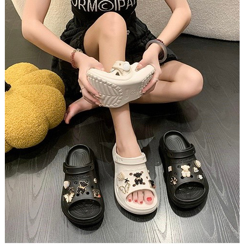 Dép bánh mì cross nữ đế cao sunny hở mũi kèm sticker cao 6cm dép sục nữ hot trend