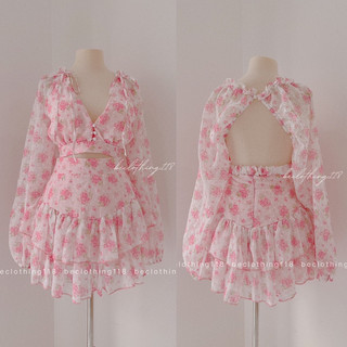 Set croptop hoa khoét lưng + chân váy