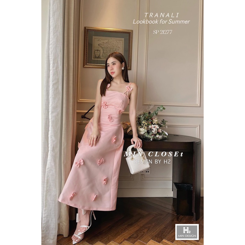 Váy 2 dây đính nơ dáng dài thiết kế