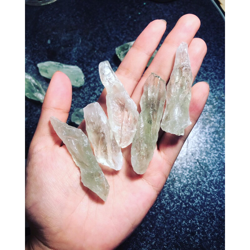 Đá thô thanh tẩy thach ảnh Prasiolite viên vừa và to làm HandMade ,DIY, thanh tẩy tarot , đá may mắn