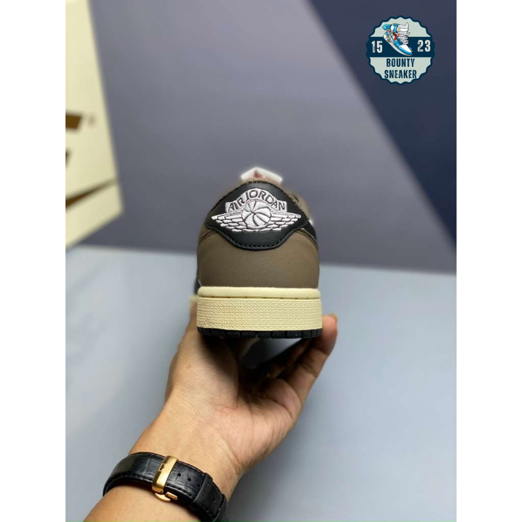 Giày Thể Thao Nike Jordan 1 Low Travis Scott