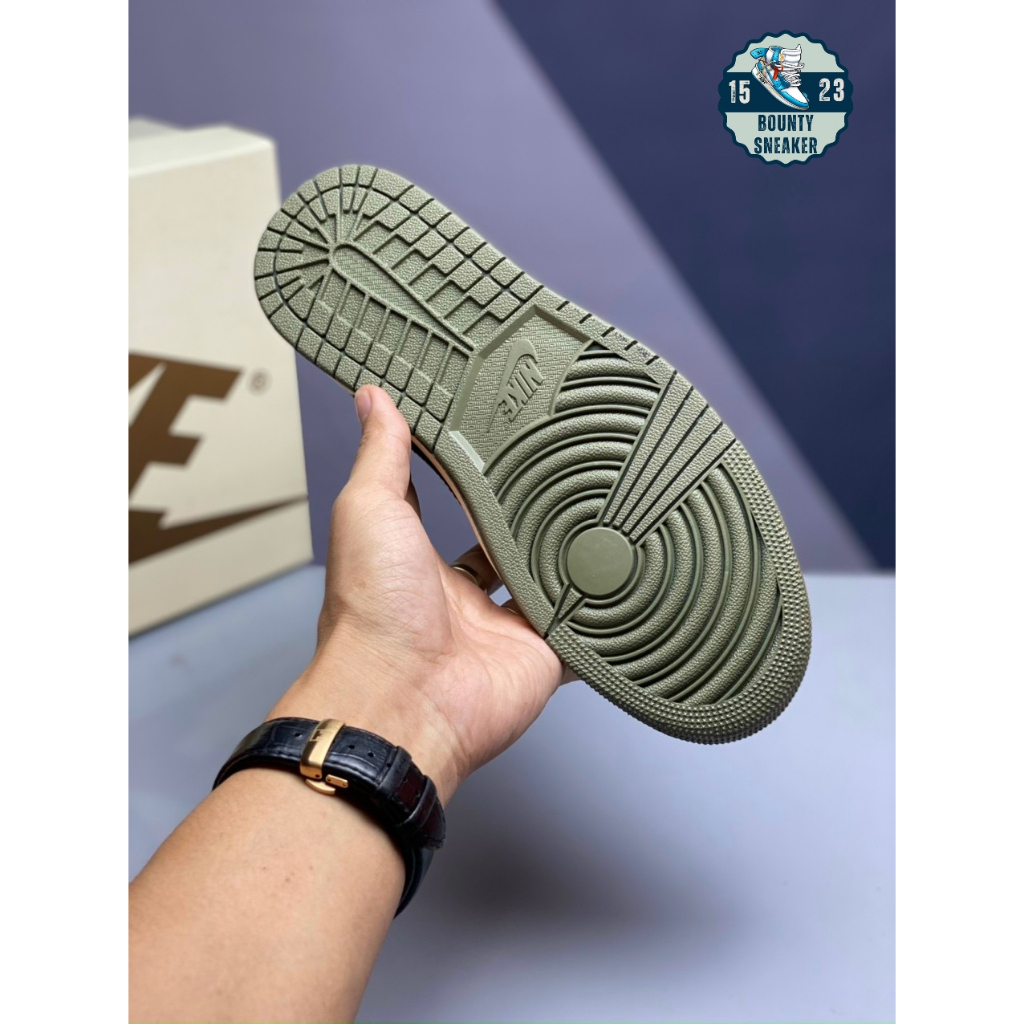 Giày Thể Thao Nike Jordan 1 Low Travis Scott