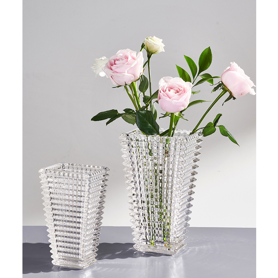 Lọ hoa decor tháp ly độc đáo Qhouse , bình hoa thuỷ tinh trang trí phòng khách, để bàn làm việc đẹp sang trọng