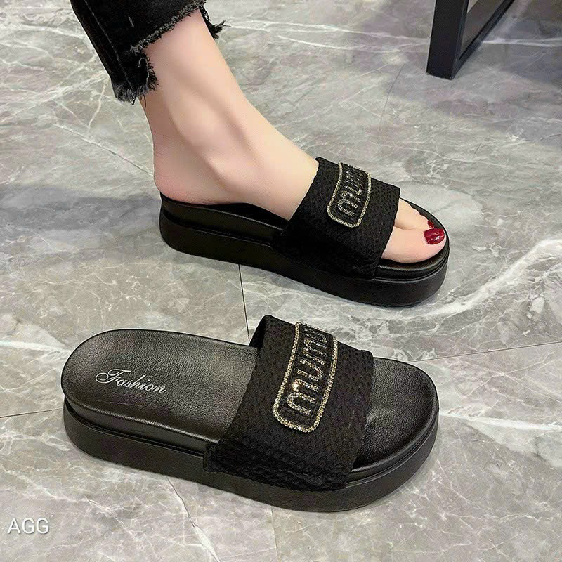 Dép quai ngang nữ miumiu thiêu vải mẫu lạ sang chảnh👠👠☘️