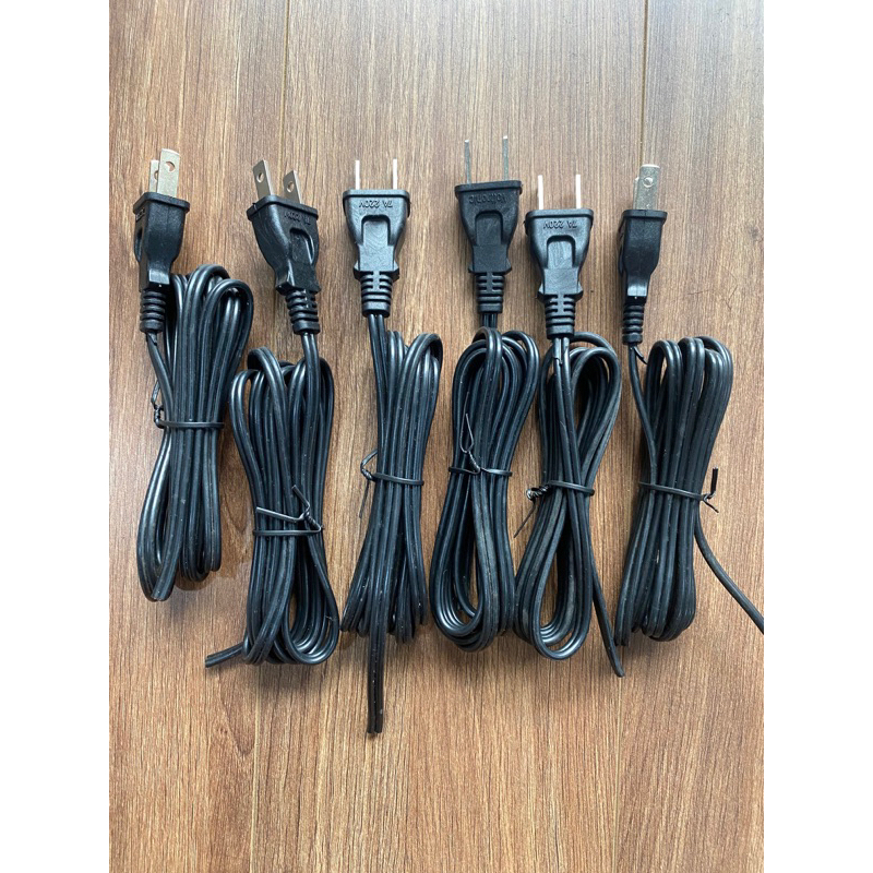 Dây phích cắm chân dẹt