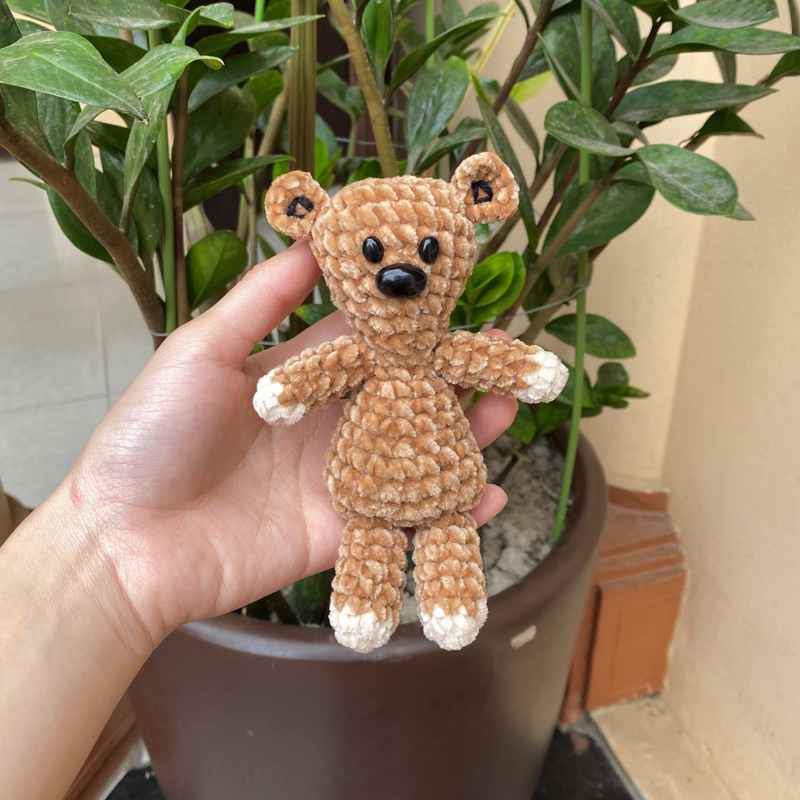 Gấu Teddy của Mr Bean handmade bằng len