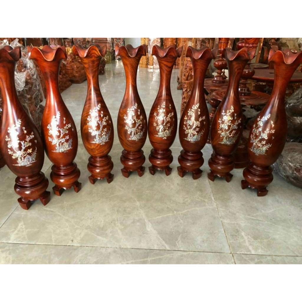 Cặp lục bình gỗ lim nguyên khối cẩn ốc cao 40 cm