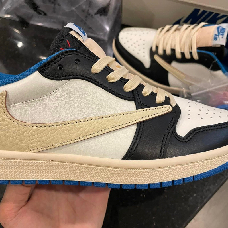 Giày AIR JORDAN 1 LOW TRAVIS SCOTT x FRAGMENT |  CAO CẤP