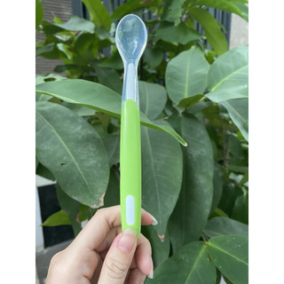 Thìa silicone ăn dặm cho bé Jubon