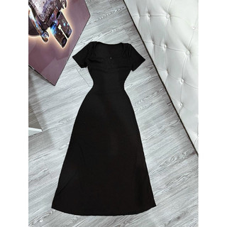 ĐẦM MAXI CỔ VUÔNG TAY GÀI NÚT DẦNG DÀI