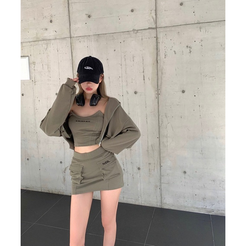 SET 3 MÓN THỂ THAO :Áo khoác nón kèm crop ống+chân váy túi hộp🎁🎁