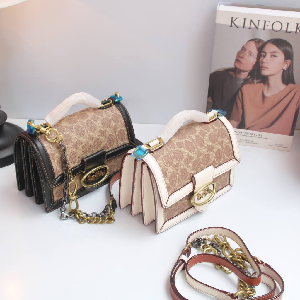 Túi đeo chéo nữ guess Size :18cm*8cm*13cm