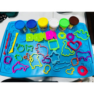 Bàn & dụng cụ chơi đất Sét Play-Doh