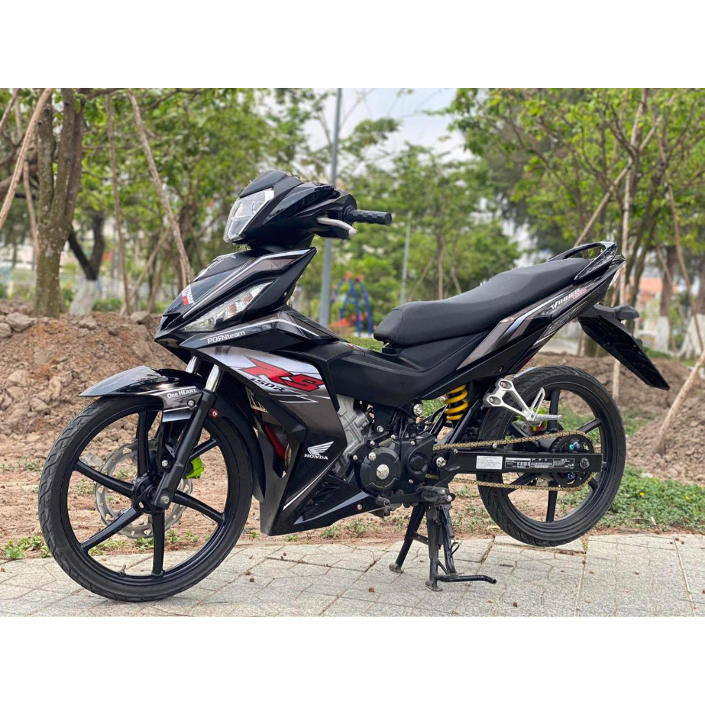 TEM CHẾ WINNER TRẮNG ĐEN RS