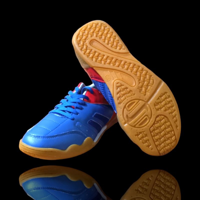 Giày Cầu Lông, Bóng bàn đế cao su đã khâu, thích hợp sân bê tông