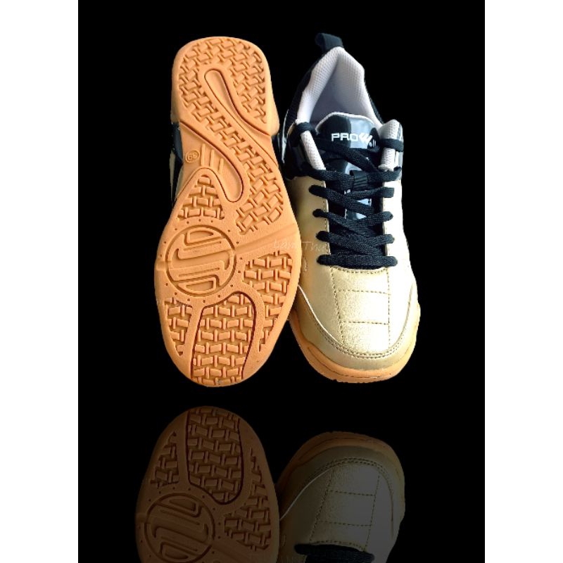 Giày Cầu Lông, Bóng bàn đế cao su đã khâu, thích hợp sân bê tông