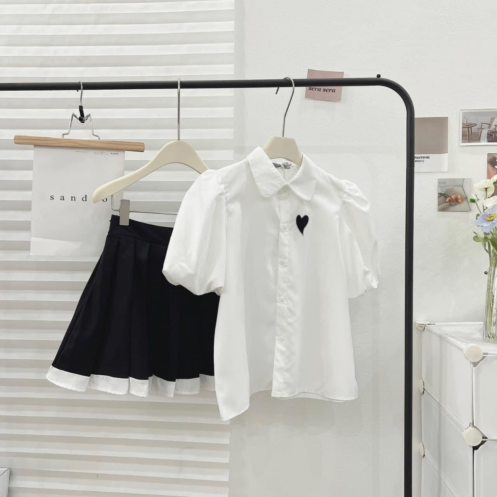 Áo sơ mi Hàn Quốc, Áo sơ mi cổ bèo tay phồng thêu trái tim style cá tính, Sơ mi nữ công sở | BigBuy360 - bigbuy360.vn