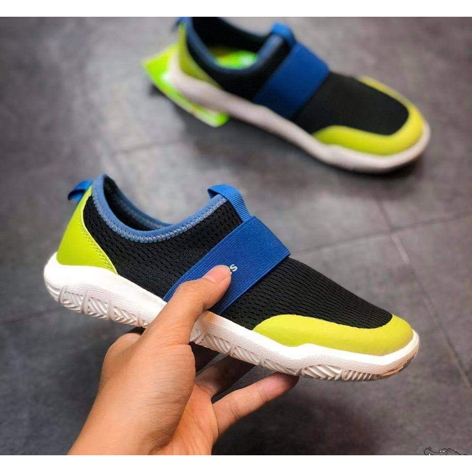 GIÀY VẢI THUN LƯỚI  TRẺ EM CROSS EASY ON  NHẸ, THOÁNG MÀU ĐEN XANH LÁ