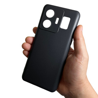 Ốp lưng silicon đen nhám cho Oppo Realme GT Neo 5 không bám vân tay, khoét riêng từng mắt camera.